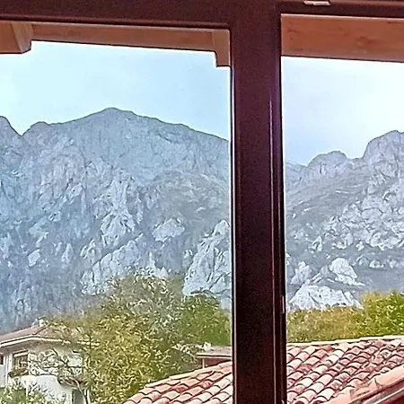 Picos De Europa And Camaleño