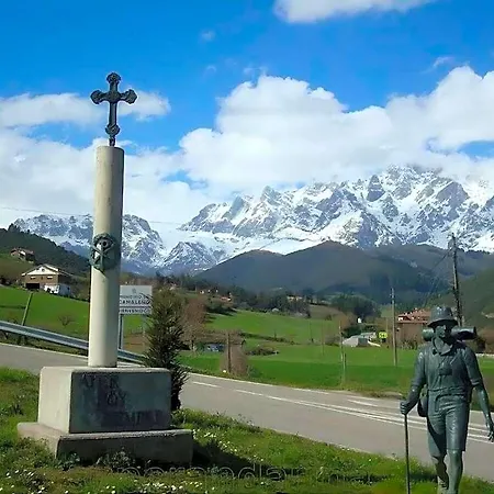 Hotell Picos De Europa And *